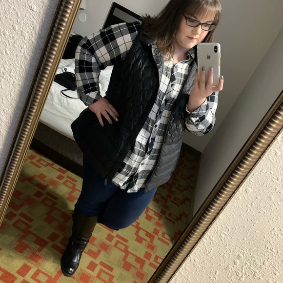 Meet your Posher, Alexe - Picture 5 of 7